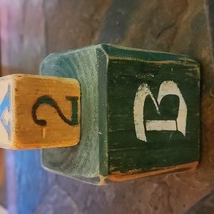 Meant 2B blocks decor